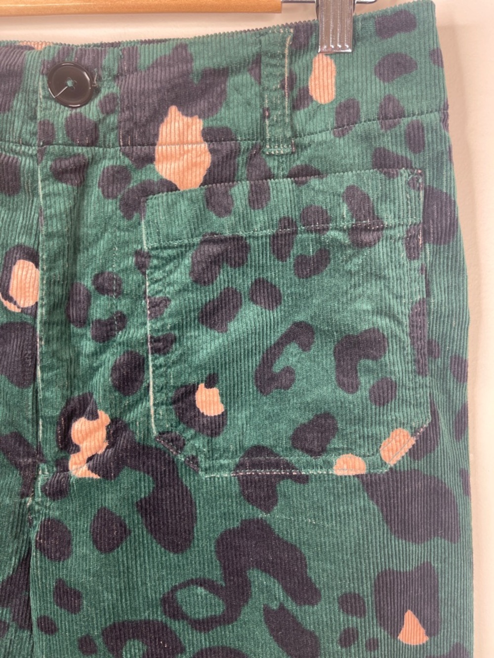 Anthropologie Maeve The Colette Green Leopard Corduroy Pants Size 30 - Picture 3 of 7